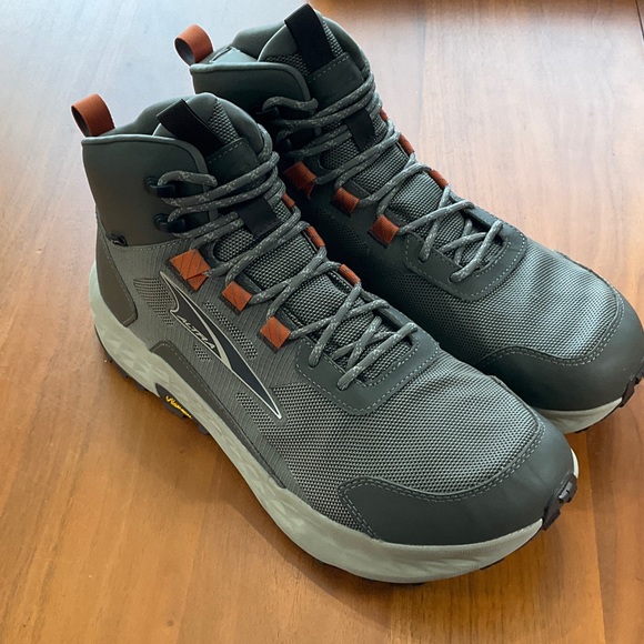 Altra Timp 5 Hiker GTX MID sample